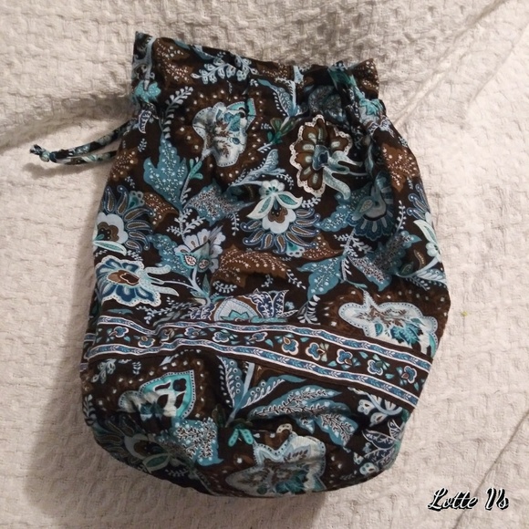 Vera Bradley Handbags - Vera Bradley Drawstring Ditty Bag/Tote
